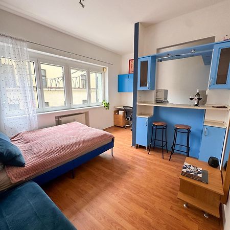 Old Town Cozy Studio In City Center Bratislava Buitenkant foto